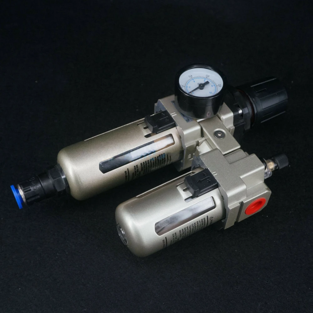 Detalle del regulador filtro aire AC3010-03D mostrando la rosca BSP métrica 3/8