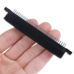 Zócalo de conector para cartuchos Sega Mega Drive en detalle