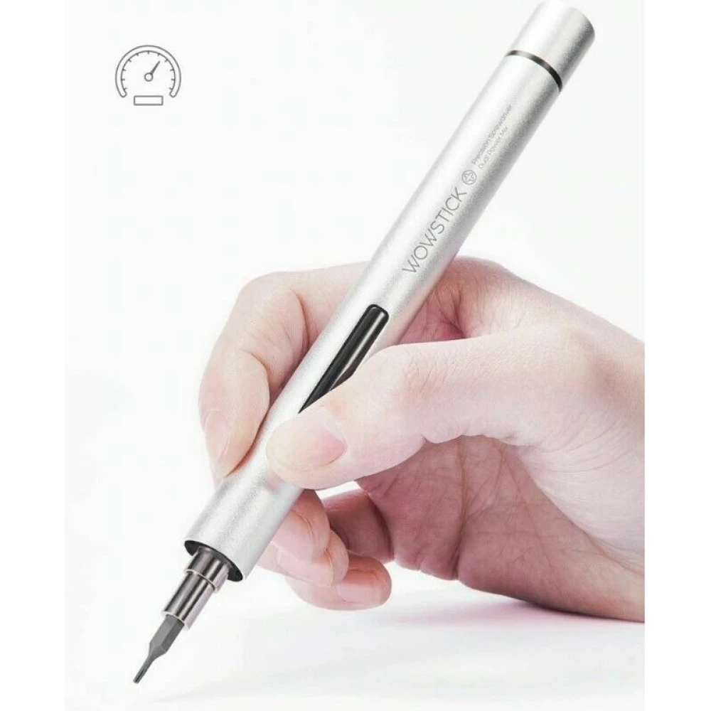 Mini Destornillador Eléctrico Wowstick en uso para reparación electrónica