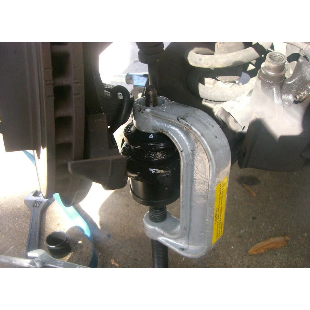 10-delni set izvlekača in vstavljača krogelnih zglobov in silentblokov 4x4 za terenska vozila