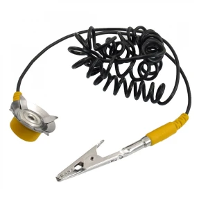 Ozemljitveni priključek za antistatično podlogo z zaščitnim premazom