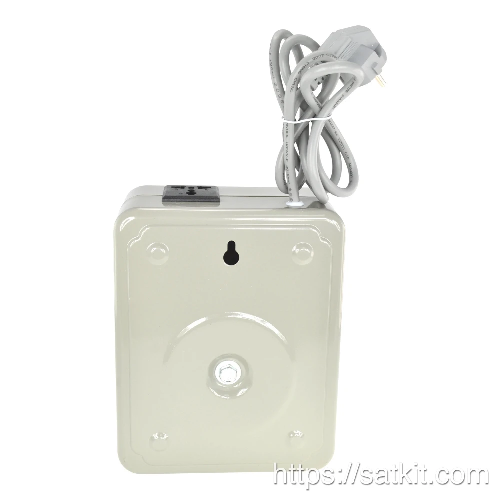 Pretvornik napetosti 220V na 110V 3000W za domačo in profesionalno uporabo