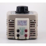 Variac transformador de salida variable 0-250V 2A TDGC2-0.5KVA vista lateral con bornes de conexión